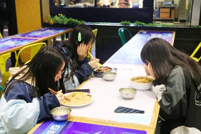 四川五月花技师学院幼师专业定制班介绍