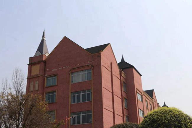 【报考指南】四川五月花技师学院2025年招生简章及学费表
