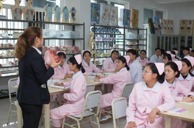 成都郫县五月花学院2024年招聘|老师工资待遇|班主任待遇