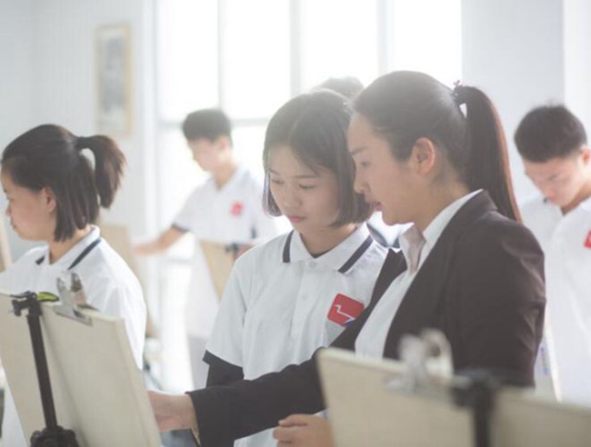 四川五月花技师学院是希望集团的吗,五月花是哪个集团的