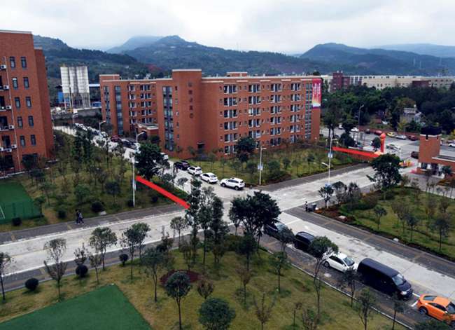 成都市武侯区亚细亚职业学校旅游服务与管理专业_成都市武侯区亚细亚学校收费标准