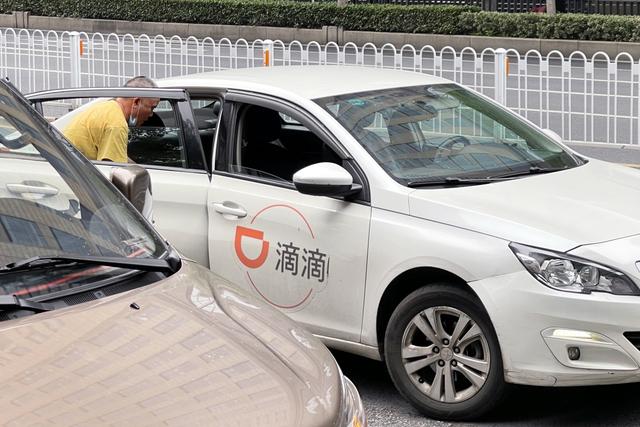 成都网约车北斗GPS定位器,网约车视频监控安装